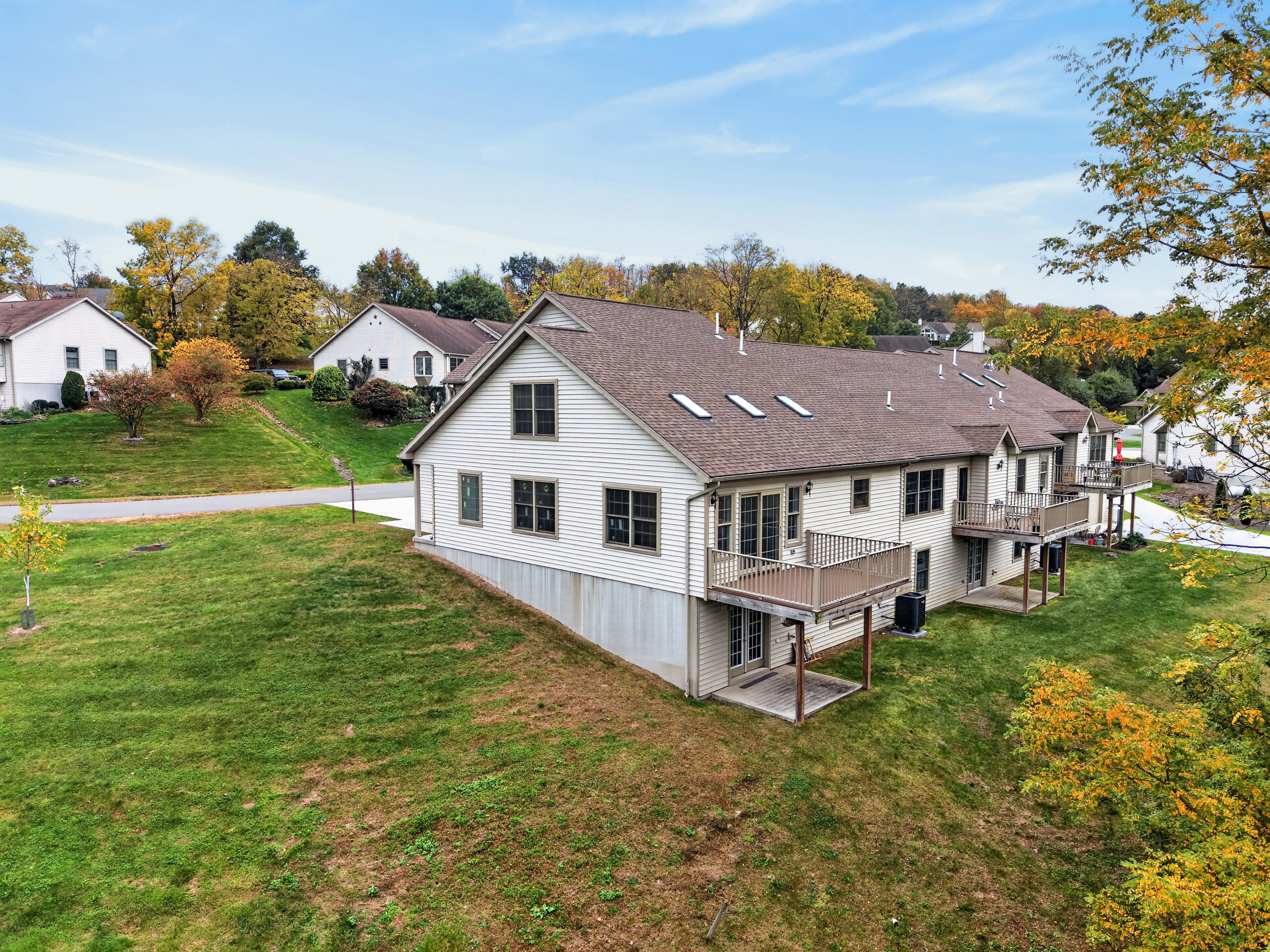 037_DJI_20261014170010_0002_D.jpg